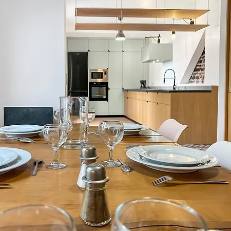 Holiday home Maison Atypique Acces Direct Paris, Cuisine Design